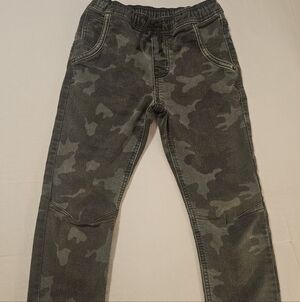 Cat & Jack Boy's Camo Cotton Jeans